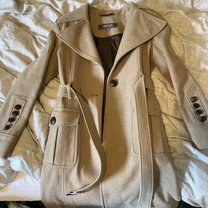 Kenneth Cole wool trench-style coat. Great condition but missing 2 buttons.